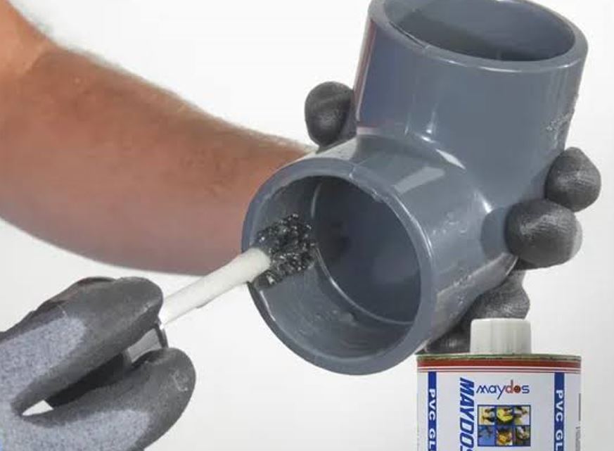چسب لوله و اتصالات UPVC و نحوه اتصال لوله PVC