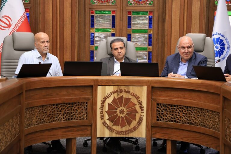 تسهیل صادرات می‌تواند از دپوی محصولات در انبارها جلوگیری کند