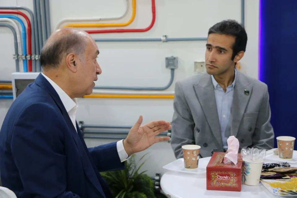 تصویری از حضور یزدپولیکا در بیست‌ودومین نمایشگاه بین‌المللی صنعت برق تهران در سال ۱۴۰۱ و معرفی محصولات، توانمندی‌ها و راهکارهای این مجموعه در حوزه تأسیسات برق ساختمان.