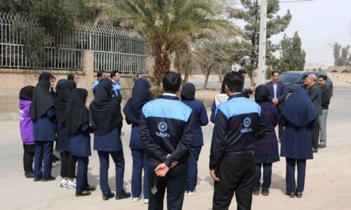 طرح یادگار سبز یزدپولیکا و کاشت نهال در شهرک صنعتی یزد