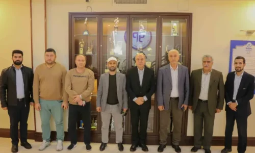 صبح روز سه‌شنبه ۲۶ دی‌ماه، یک تاجر اهل کشور تاجیکستان به همراه هیئت همراه با حضور در شرکت یزدپولیکا، ضمن آشنایی با ظرفیت‌ها و توانمندی‌های این مجموعه، در نشستی مشترک با مهندس عباسعلی متوسلیان، مدیرعامل گروه تولیدی صنایع یزدپولیکا، درباره فرصت‌های همکاری و توسعه صادرات گفت‌وگو کردند.