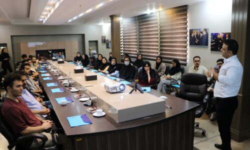 بازدید دانشجویان مهندسی صنایع دانشگاه یزد از شرکت یزدپولیکا